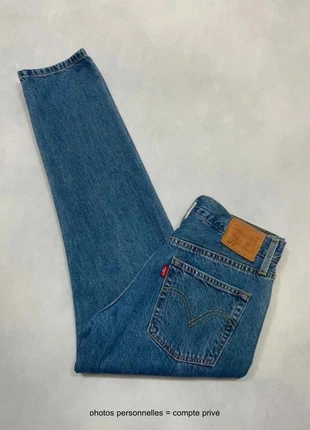 Jean Levi’s 501 Bleu Coupe droite Femme Taille Xs w25 #665, marke: Levi's, zustand: Sehr gut, größe: XS / 34 / 6, 31,90 €, 34,20 € inklusive Vinted-Käuferschutz