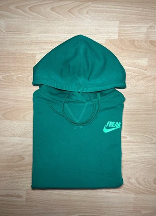 Pull Nike vert logo vert clair taille M, brand: Nike, condition: Very good, size: M, €20.00, €21.70 includes Buyer Protection
