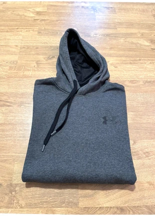 Pull à capuche gris under armor en taille M, brand: Under Armour, condition: New without tags, size: M, €30.00, €32.20 includes Buyer Protection