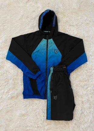 tuta footkorner nera e blu, marque: Footkorner, état: Neuf sans étiquette, taille: M, 79,95 €, 84,65 € Protection acheteurs incluse