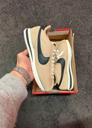 Nike Cortez Desert Black Sail - 37.5, merk: Nike, staat: Nieuw zonder prijskaartje, maat: 37.5, € 60,00, € 63,70 inclusief Kopersbescherming