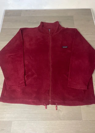veste polaire full zip patagonia rouge taille XXL Très bon état, merk: Patagonia, staat: Heel goed, maat: XXL, € 35,00, € 37,45 inclusief Kopersbescherming