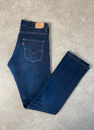 Jean Levi's San Francisco Femme coupe droite S - 36FR Bleu marine élastique patch brodé, marque: Levi's, état: Très bon état, taille: S / 36 / 8, 19,90 €, 21,60 € Protection acheteurs incluse