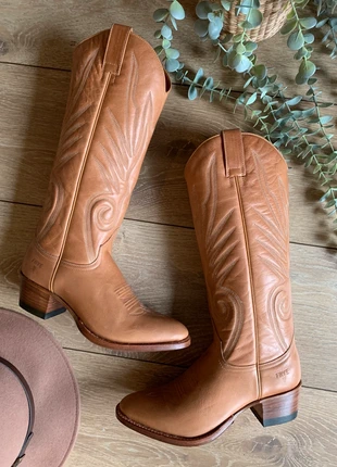 Frye hoge cowboylaarzen 36 western boots bohemian laarzen, merk: Frye, staat: Nieuw zonder prijskaartje, maat: 36, € 145,00, € 152,95 inclusief Kopersbescherming Pro