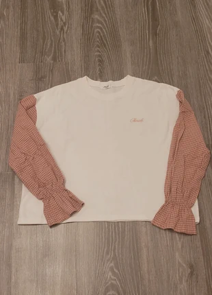 weißes langarm shirt mit karierten Ärmeln aus Korea, marque: korea, état: Bon état, taille: M / 38 / 10, 1,00 €, 1,75 € Protection acheteurs incluse