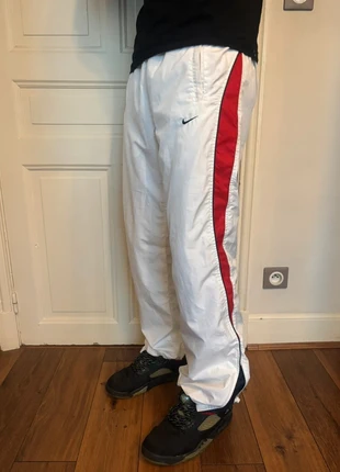Vintage Nike Trackpants, marque: Nike, état: Très bon état, taille: M, 40,00 €, 42,70 € Protection acheteurs (Pro) incluse