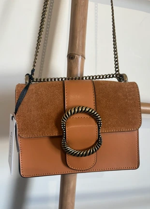 Sac en cuir camel made in Italie - chaîne amovible & boucle style Sézane, merk: The Genuine Leather, staat: Nieuw met prijskaartje, € 55,00, € 58,45 inclusief Kopersbescherming