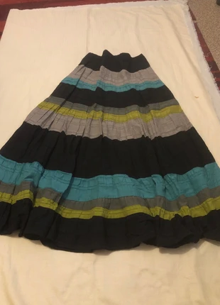 Jupe longue taille 38, marque: LAINE, état: Très bon état, taille: M / 38 / 10, 8,00 €, 9,10 € Protection acheteurs incluse