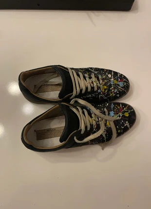 Maison margiela replica GATs rainbow splatter black, merk: Maison Margiela, staat: Heel goed, maat: 43, € 300,00, € 315,70 inclusief Kopersbescherming