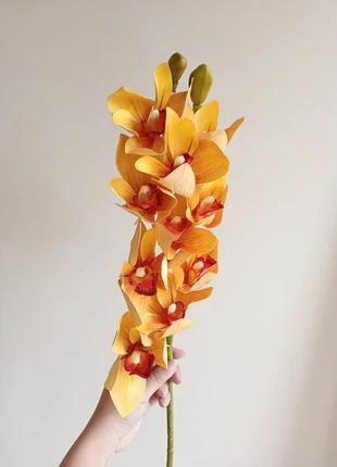 1 high quality artificial orchid with long stem, brand: Flower, condition: Like new, €10.00, €11.20 includes Buyer Protection