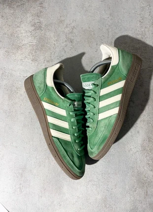 Chaussures Adidas Handball Spezial | Vert et blanc | Taille 42, marke: adidas, zustand: Sehr gut, größe: 42, 65,00 €, 68,95 € inklusive Vinted-Käuferschutz