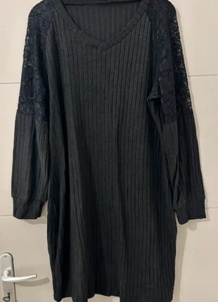 Robe pull avec dentelle côtelée 2XL noire, marque: Shein, état: Très bon état, taille: XXL / 44 / 16, 8,00 €, 9,10 € Protection acheteurs incluse