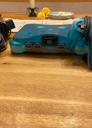Nintendo 64 - Blue & White edition, condizioni: Buone, €100.00, €105.70 include la Protezione acquisti