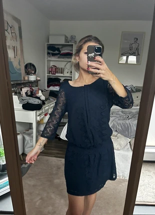 Robe dentelle verbaudet, marque: Verbaudet, état: Très bon état, taille: M / 38 / 10, 4,00 €, 4,90 € Protection acheteurs incluse