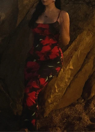 midi/ maxi kleid eng shapewear mit blumenmuster, merk: COQUETTE, staat: Heel goed, maat: S / 36 / 8, € 7,00, € 8,05 inclusief Kopersbescherming