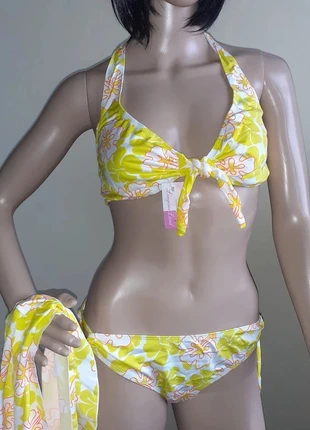 🌺 Superbe maillot de bain + petit paréo assorti jaune blanc NEUF taille L 🌺, marque: Lingerie Land, état: Neuf avec étiquette, taille: L / 40 / 12, 12,00 €, 13,30 € Protection acheteurs incluse