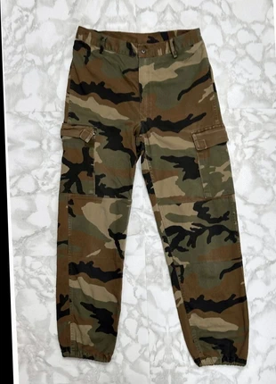 T-shirt Military taglia M - Pant, brand: Vintage Dressing, condizioni: Ottime, taglia: M, €25.00, €26.95 include la Protezione acquisti