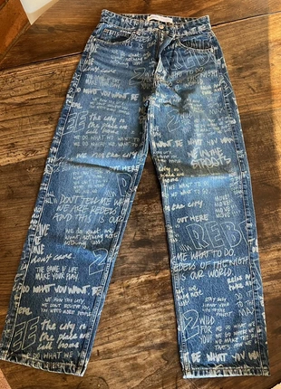 jeans bershka, marque: Bershka, état: Très bon état, taille: M, 10,00 €, 11,20 € Protection acheteurs incluse