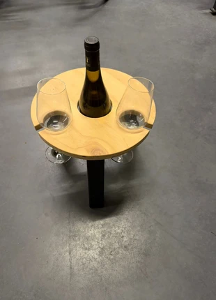 Wijntafeltje met twee glazen, estado: Novo com etiquetas, €5.00, €5.95 inclui Proteção do Comprador