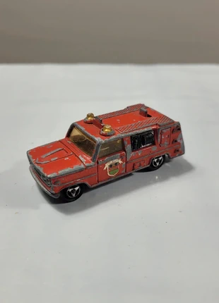 majorette camion pick-up ford fire dept rescue vintage made in france 1/80, marke: Majorette, zustand: Zufriedenstellend, größe: Frühchen, bis 44, 1,70 €, 2,49 € inklusive Vinted-Käuferschutz