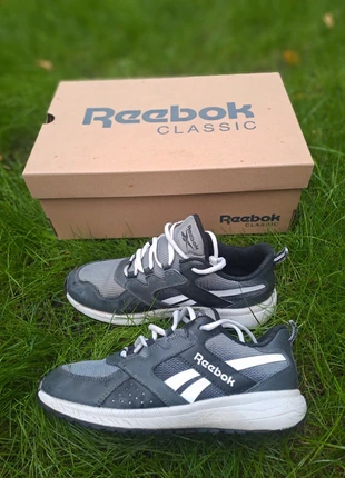 Chaussures de sport enfants, marca: Reebok, estado: Muito bom, tamanho: 35, €6.00, €7.00 inclui Proteção do Comprador