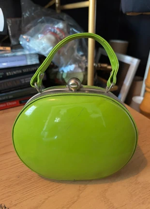 Vintage slime green mini handbag, brand: NO LABEL, condition: Very good, $15.00, $16.45 includes Buyer Protection