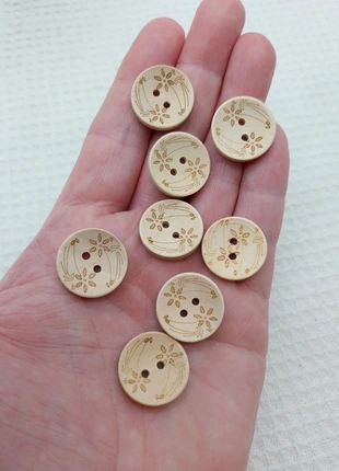 Bouton de couture gravé fleur en bois - 8pcs A1649, marca: Mercerie Syllikan, estado: Muy bueno, 3,45 €, 4,32 € Protección al comprador Pro incluida