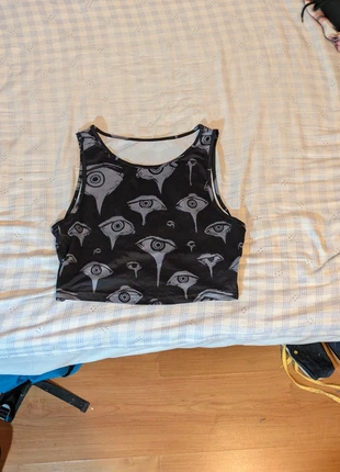 Crop top Ojos, marque: Shein, état: Très bon état, taille: S / 36 / 8, 1,50 €, 2,28 € Protection acheteurs incluse