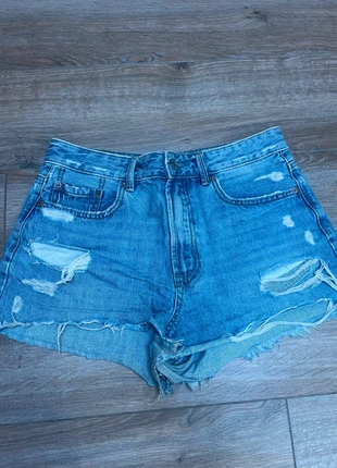Short en jean, brand: Stradivarius, condition: Good, size: L / 40 / 12, €4.00, €4.90 includes Buyer Protection