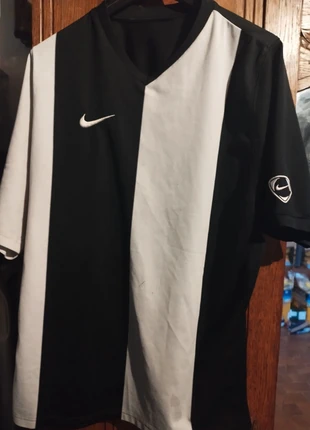 Sportief Nike shirt maat s, brand: Nike, condition: Good, size: S, €3.00, €3.85 includes Buyer Protection