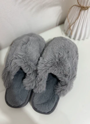 Pantoufles taille 41, marca: Tendance, estado: Novo com etiquetas, tamanho: 41, €6.00, €7.00 inclui Proteção do Comprador