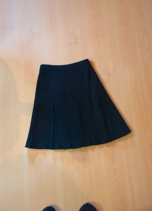 Jupe plissée noire, brand: Claudie Pierlot, condizioni: Ottime, taglia: S / IT 40 / EU 36, €30.00, €32.20 include la Protezione acquisti