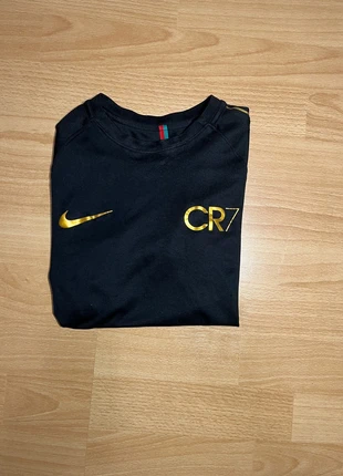 T shirt Nike CR7 noir taille S enfants, marque: Nike, état: Bon état, taille: 9 ans / 134 cm, 3,00 €, 3,85 € Protection acheteurs incluse