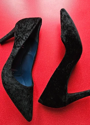 Chaussure à talon escarpins noir velour, marque: rimini, état: Très bon état, taille: 36, 4,00 €, 4,90 € Protection acheteurs incluse