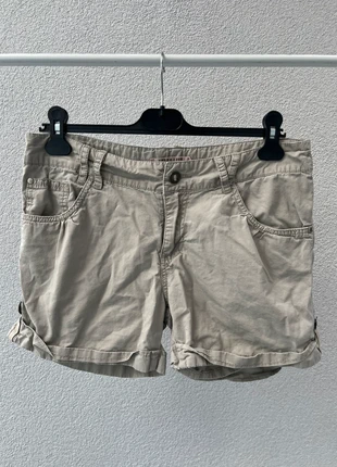 Beige Shorts, marque: LolaLiza, état: Très bon état, taille: M / 38 / 10, 3,00 €, 3,85 € Protection acheteurs incluse