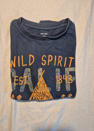 T shirt a manche longue bleu foncé, orange Kiabi 10ans, brand: Kiabi, condizioni: Ottime, taglia: 10 anni / 140 cm, €2.50, €3.33 include la Protezione acquisti