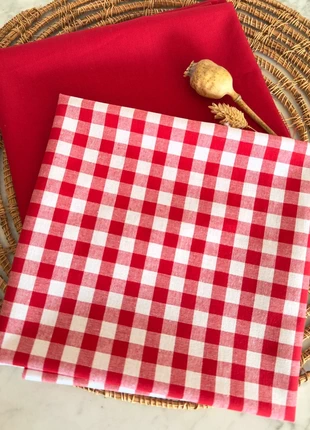 Du Vichy rouge et de l’uni, marque: TISSU, état: Neuf sans étiquette, 6,60 €, 7,63 € Protection acheteurs incluse