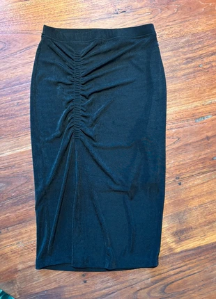 Half lange rok | Melting Stockholm, merk: Melting Stockholm, staat: Heel goed, maat: S / 36 / 8, € 3,00, € 3,85 inclusief Kopersbescherming