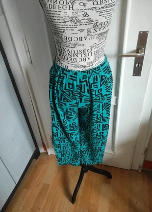 Pantalon de détente en coton vert et noir Taille 40, marque: Fashion, état: Très bon état, taille: L / 40 / 12, 1,80 €, 2,59 € Protection acheteurs incluse