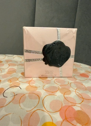 Viktor and Rolf- Flowerbomb 50ml EDT, brand: Viktor & Rolf, condition: New with tags, £30.00, £32.20 includes Buyer Protection