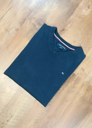 Pull col V Tommy Hilfiger marine homme taille M, brand: Tommy Hilfiger, condition: Very good, size: M, €20.00, €21.70 includes Buyer Protection