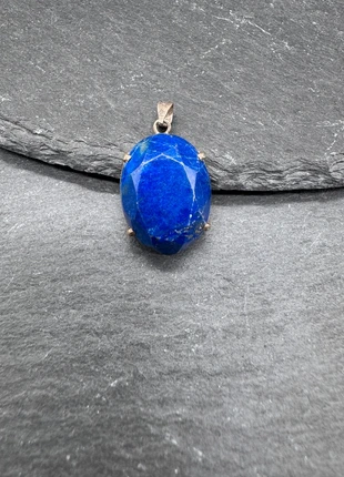 Pendentif lapislazuli, merk: Pierre, staat: Nieuw zonder prijskaartje, € 30,00, € 32,20 inclusief Kopersbescherming Pro