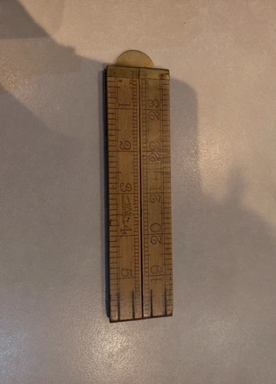 Mètre Trademark Hockley Abbey
J. Rabone & Sons, marque: john rabone, état: Bon état, 59,00 €, 62,65 € Protection acheteurs incluse