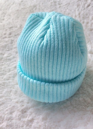 Baby blue beanie, brand: Japan Style, condizioni: Nuovo senza cartellino, taglia: Taglia unica, €4.00, €4.90 include la Protezione acquisti