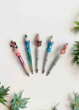 Stylo artisanal en perles de silicone – Unique & fait main, marke: Creazen, zustand: Neu, mit Etikett, 8,90 €, 10,05 € inklusive Vinted-Käuferschutz