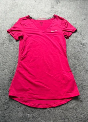 Teeshirt rose Nike Pro | Taille S, brand: Nike, condizioni: Ottime, taglia: S / IT 40 / EU 36, €10.00, €11.20 include la Protezione acquisti Pro