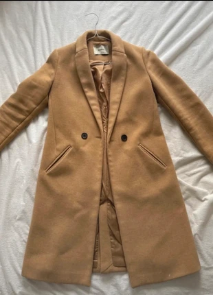 Manteau beige, marque: Stradivarius, état: Très bon état, taille: S / 36 / 8, 8,00 €, 9,10 € Protection acheteurs incluse