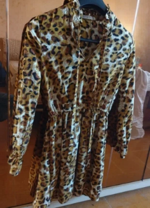 Vestito donna ivivi fantasia leopardata, Tg S, brand: IVIVI, condizioni: Ottime, taglia: S / IT 40 / EU 36, €6.00, €7.00 include la Protezione acquisti