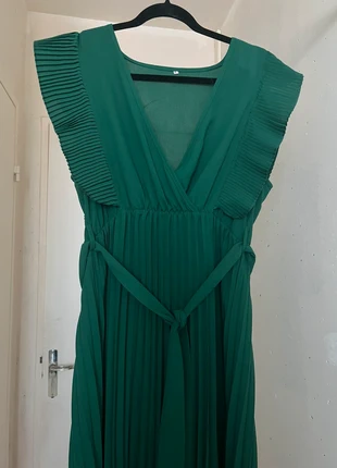 Robe longue verte célébration, brand: De, condizioni: Nuovo senza cartellino, taglia: M / IT 42 / EU 38, €5.00, €5.95 include la Protezione acquisti
