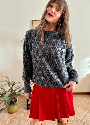 1970's grey wool pullover with blue geometric knit pattern and pocket detail, brand: Unique Vintage, condizioni: Ottime, taglia: M / IT 42 / EU 38, €22.00, €23.80 include la Protezione acquisti Pro